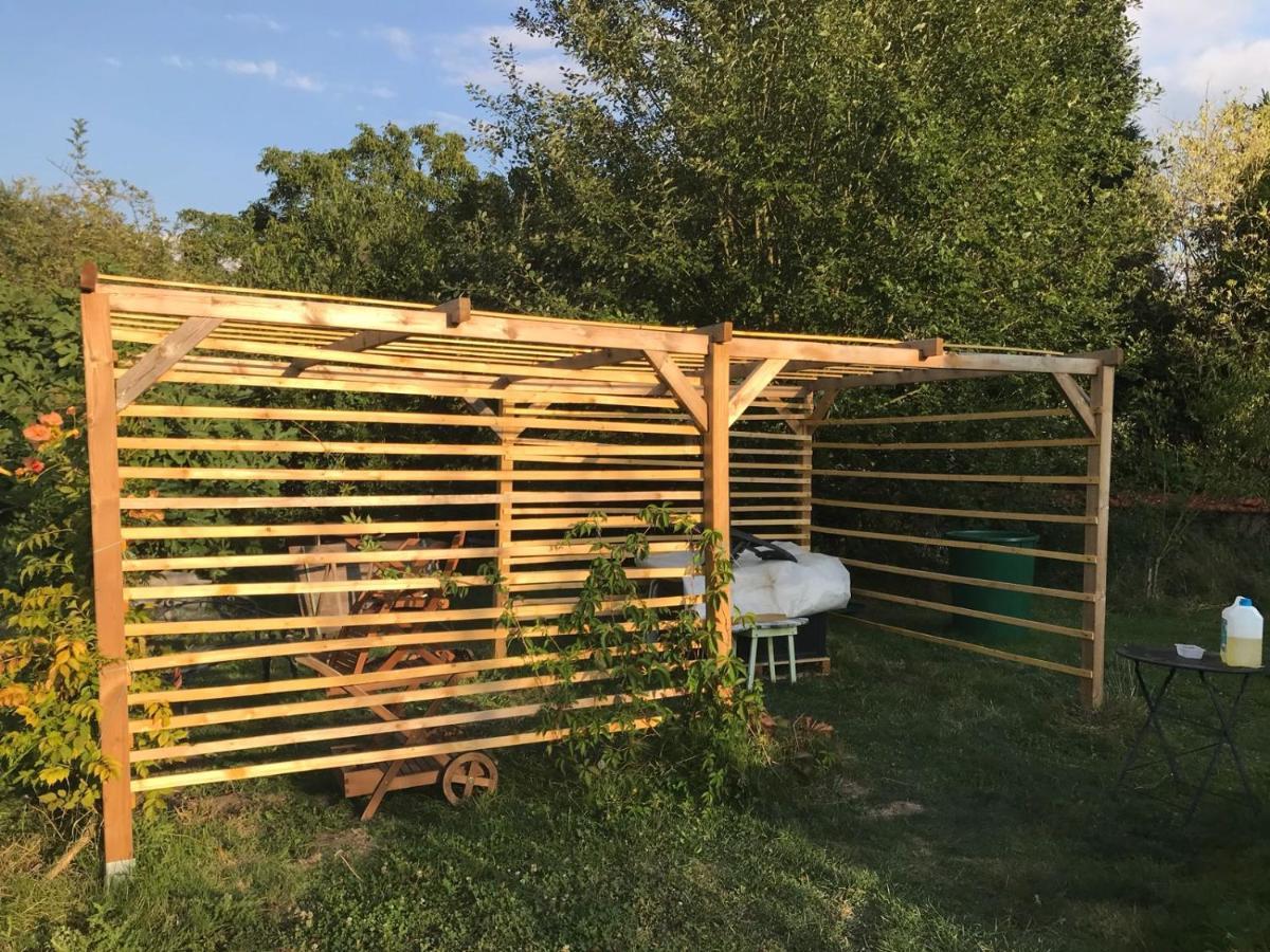 Le Chêne Doré Tuffé Exterior foto